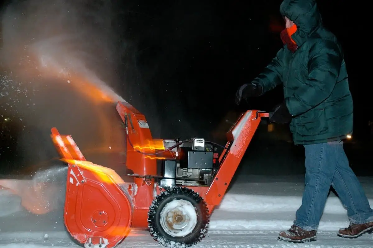4 Best Electric Snow Blower Models For 2020