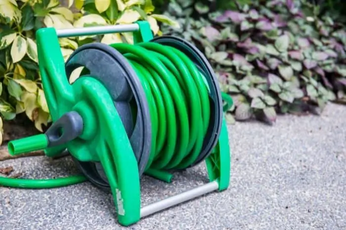 General Basic Steps To Roll Up Your Garden Hose