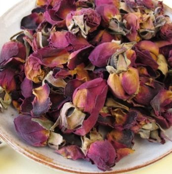 cropped-How-To-Make-Potpourri-From-Roses-Easy-Tutorial.jpg